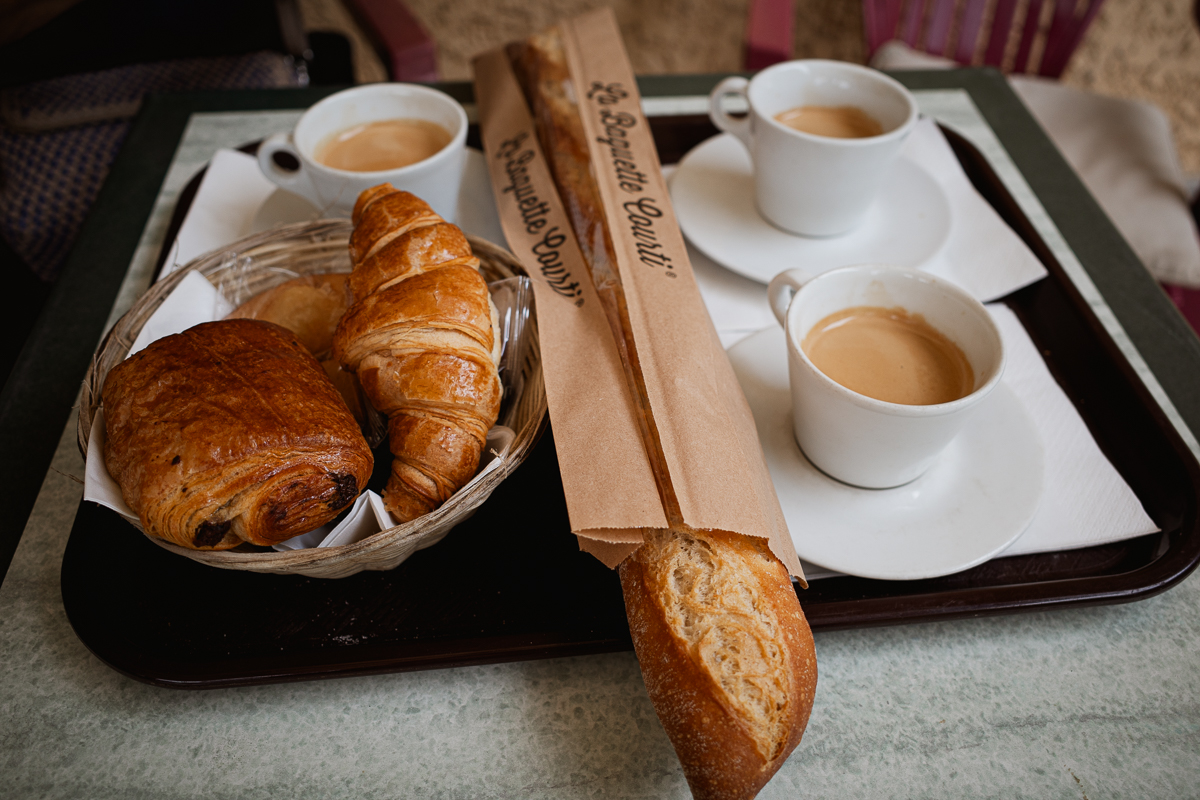 croissant and coffee